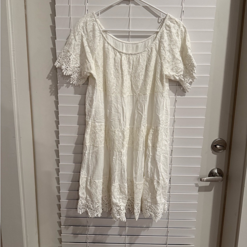 Chic White Lace Midi Dress